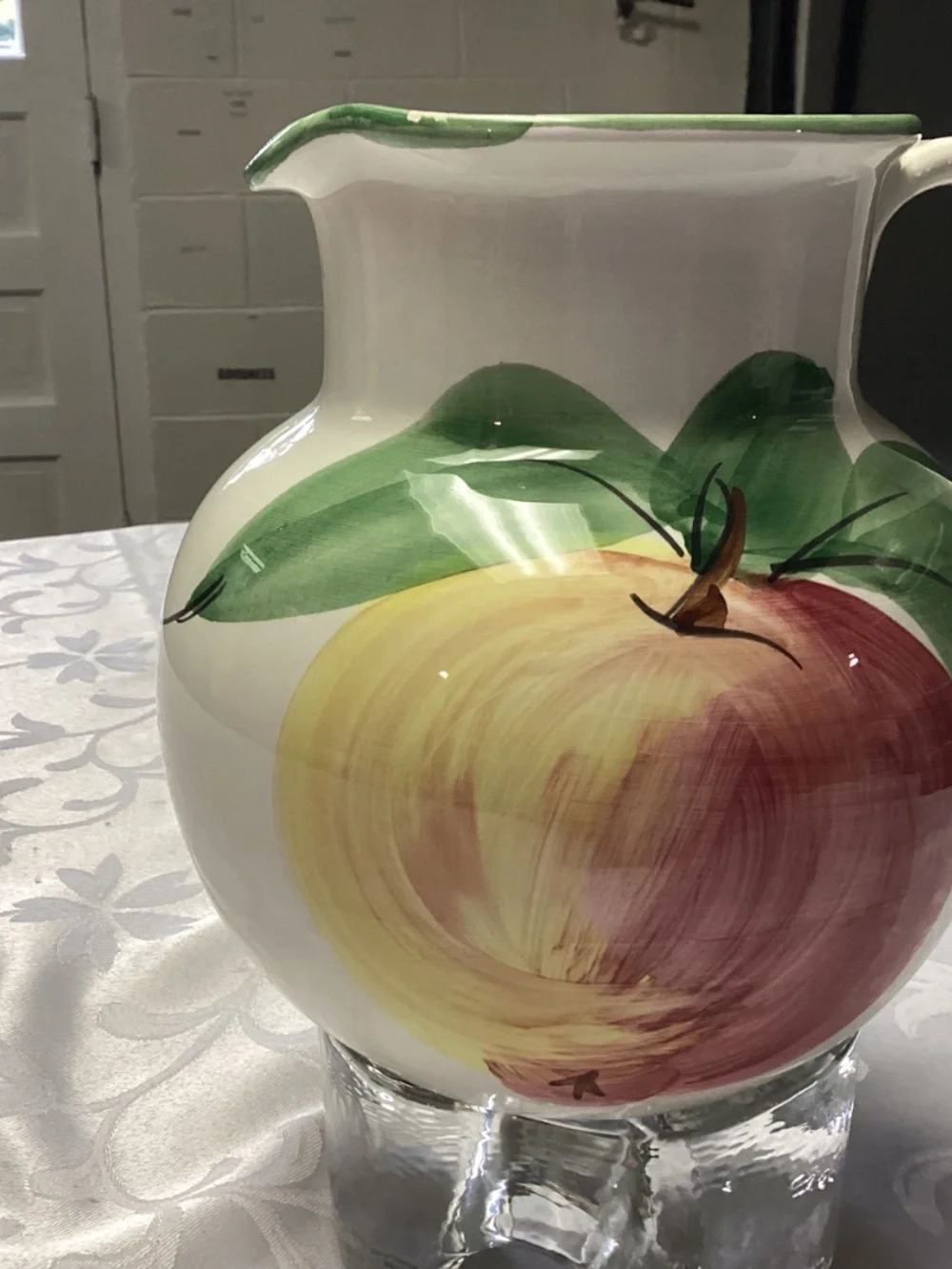 CERAMIC APPLE PIT HER. Hand painted Italy. Must see round